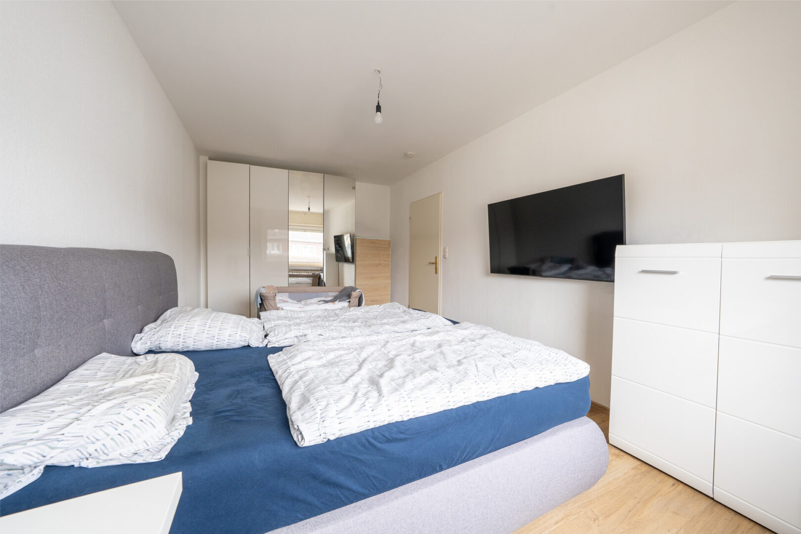Schlafzimmer (Nr.2)