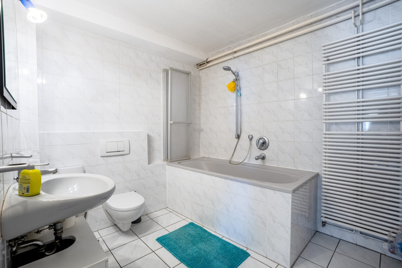 Badezimmer EG