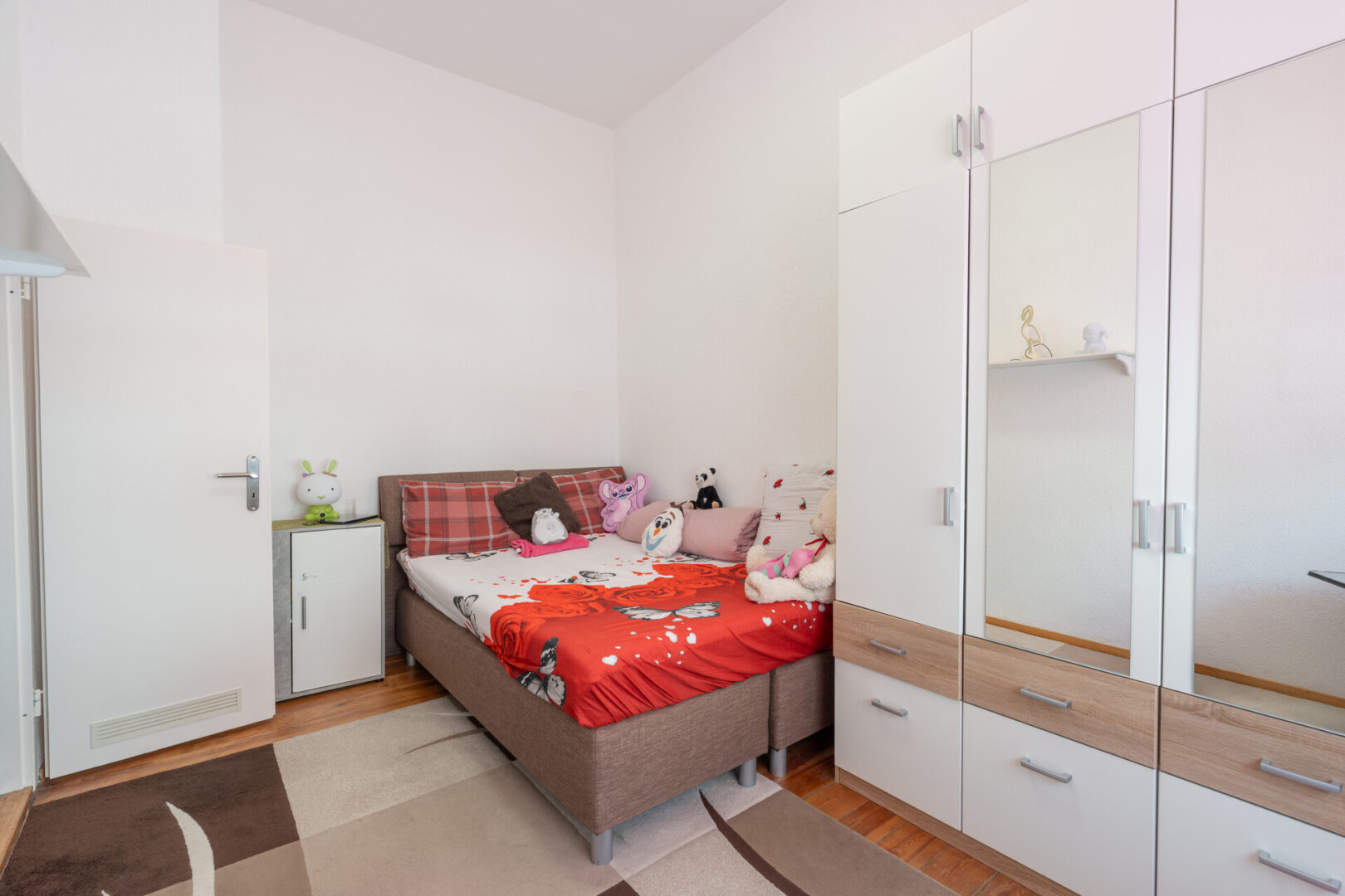 Schlafzimmer (1 OG)