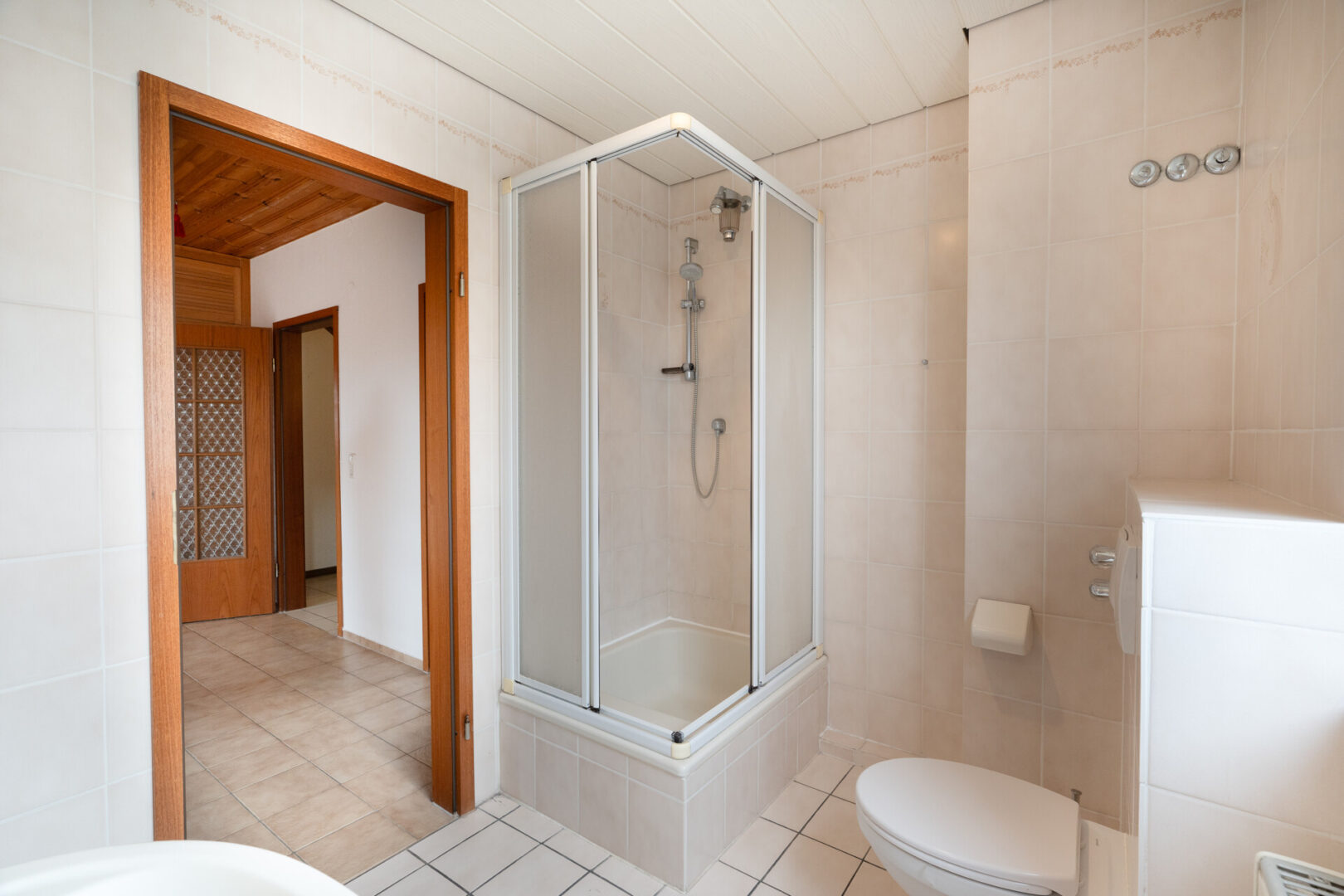 Badezimmer DG